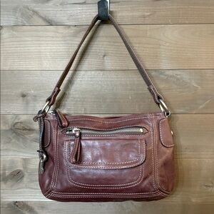 Fossil Brown/Deep Burgundy Leather Zipper Pocket Hobo Shoulder Bag Purse